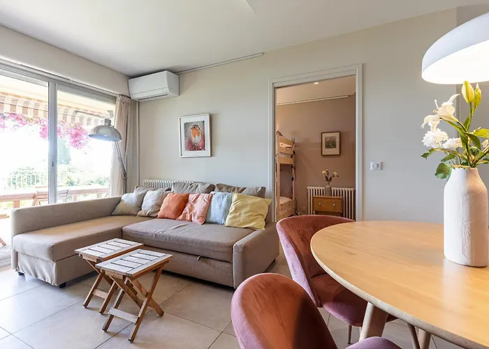 2 Bdr Villefranche-Sur-Mer Sea View Parking And Swimming Pool